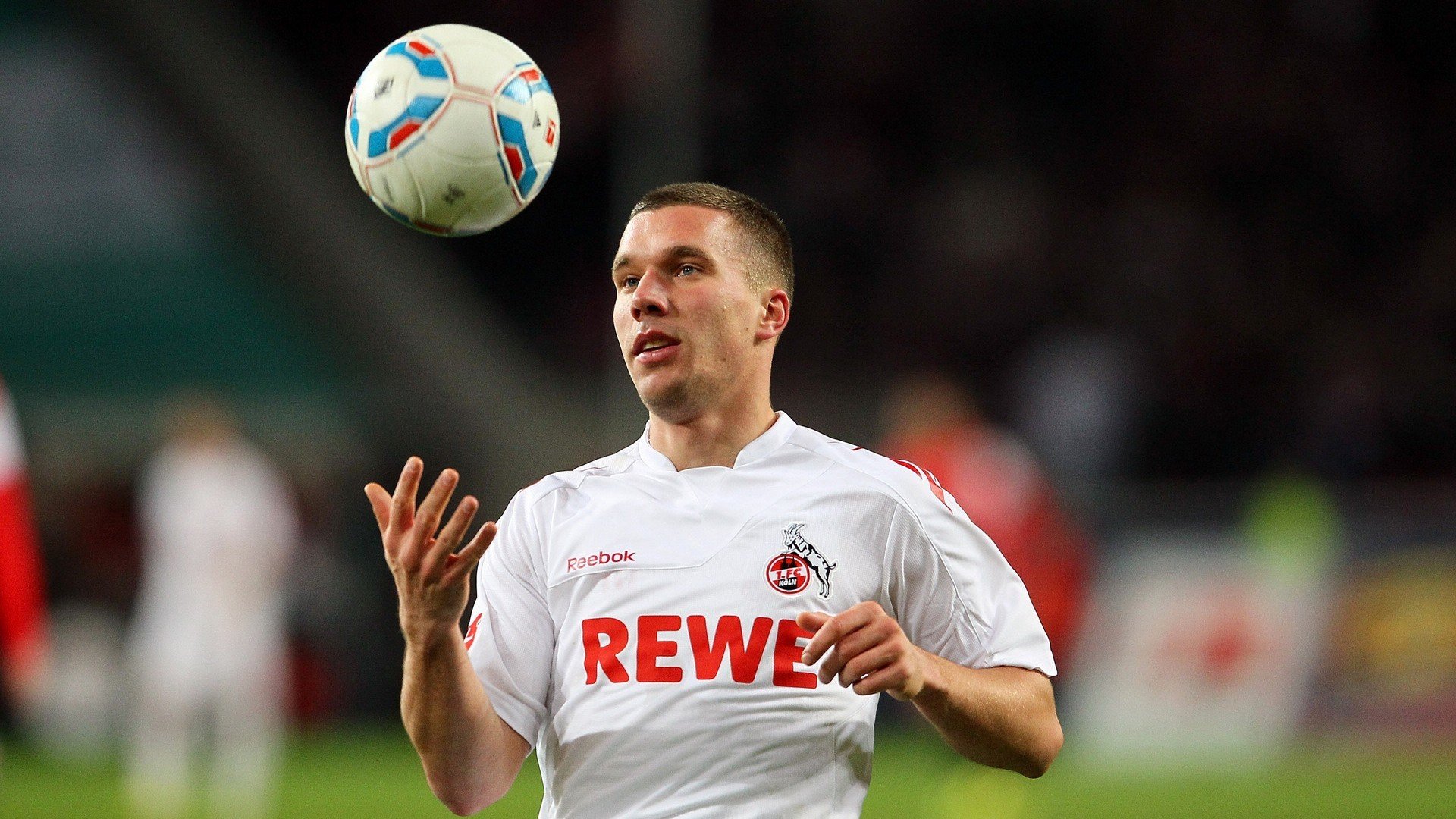 米兰体育官网-史上最年轻“冠军射手”火速崛起，历史最年轻总冠军